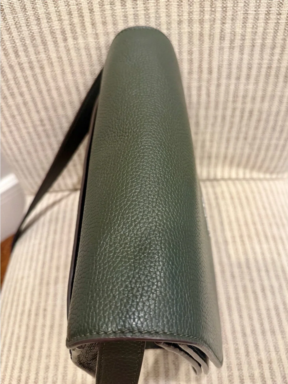 EUC Tory Burch Dark Green Pebbled Leather Crossbody Bag with Matching Wallet - Picture 16 of 16